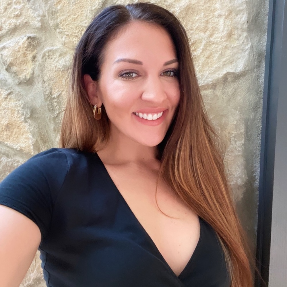Meet your Posher, Sara